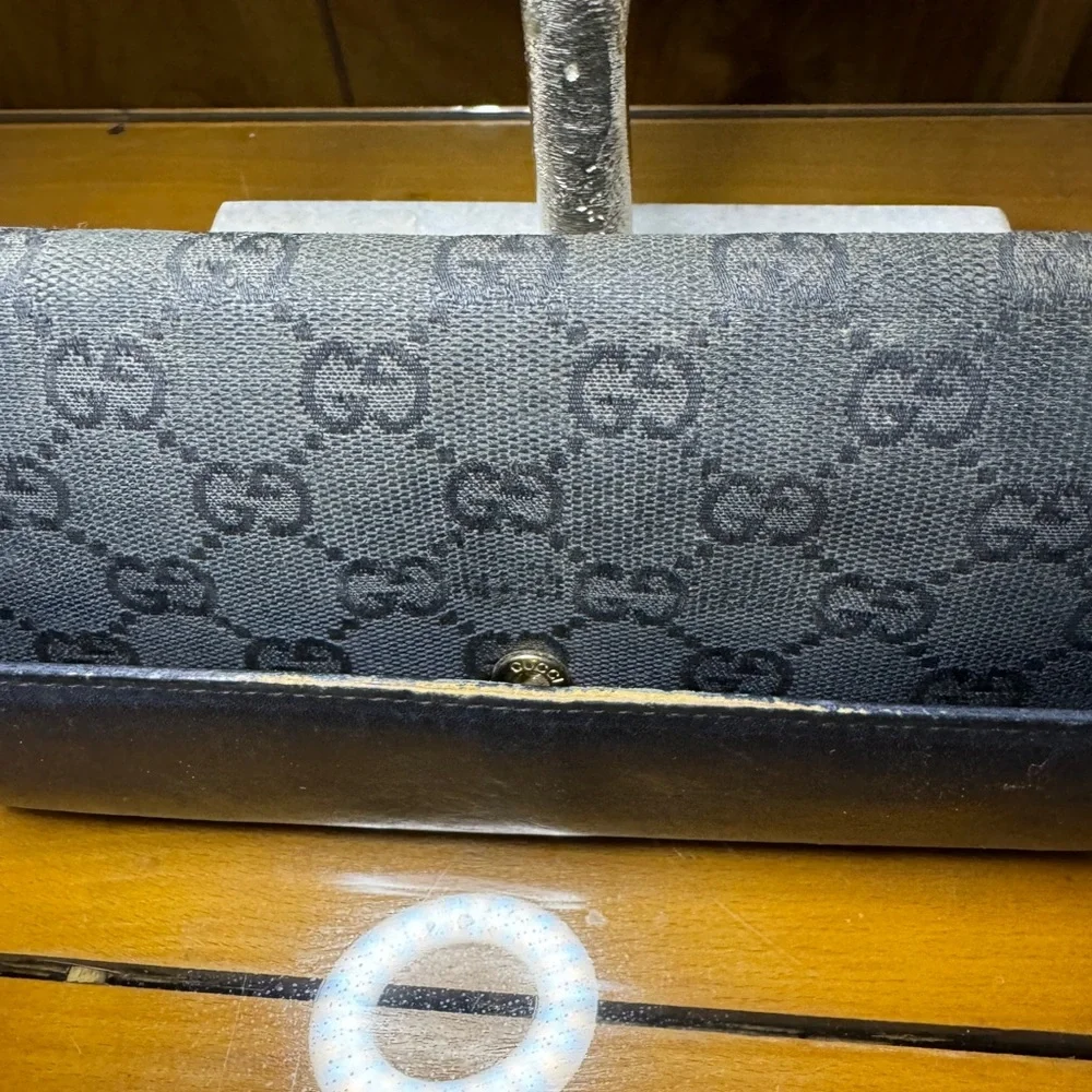 Authentic GUCCI 203550/GG Canvas  Heart Motif Long Wallet Canvas Leather… - Picture 6 of 15